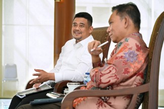 AudiensiBankIndonesiaSumut4_copy_990x660_copy_326x217