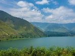 Indonesia_-_Lake_Toba_26224127503-1