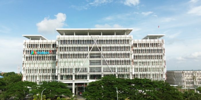 Teks Foto : PT Indonesia Asahan Aluminium (INALUM)