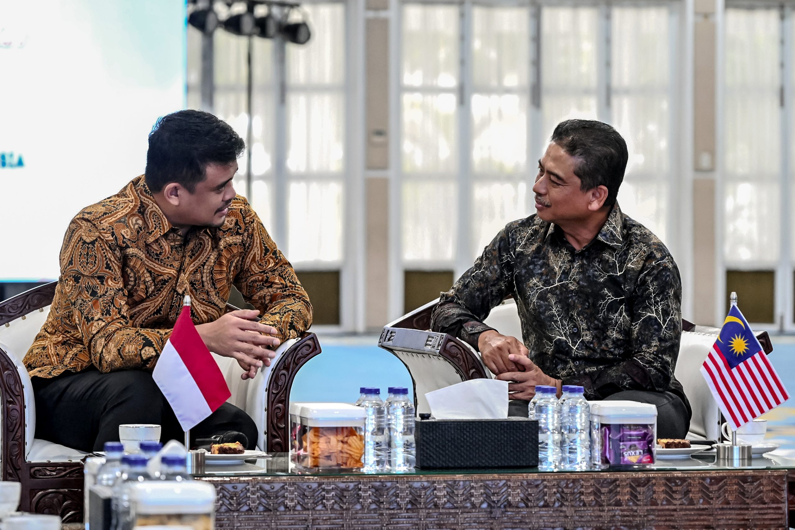101026_GUBSU_TERIMA KUNJUNGAN DUBES MALAYSIA_03