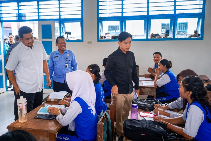 Kunjungan_Wapres_SMA_1_Barus_2_jpg